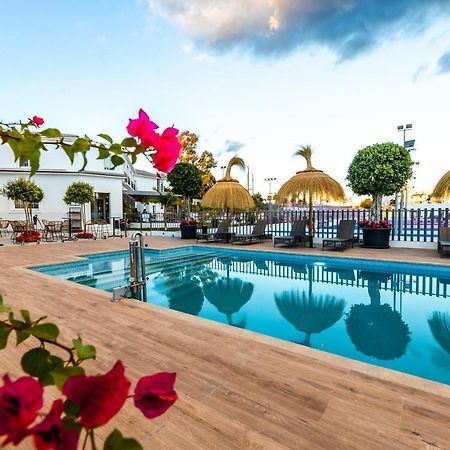 Отель Residencia Deportiva Rozarossa Эстепона Экстерьер фото